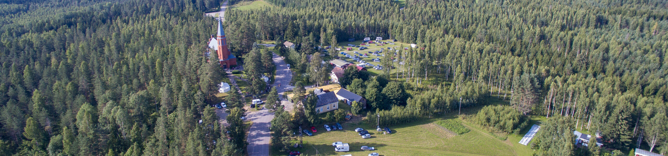 PARIKKALAN SAAREN KIRKON  ORPOKOTIJUHLAT JÄRJESTETÄÄN ELOKUUSSA 80. KERRAN